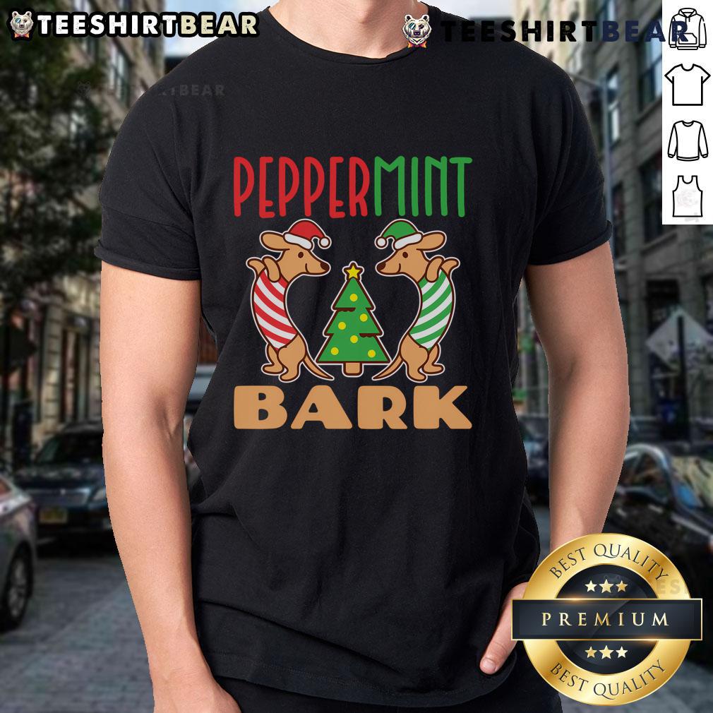 Nice Peppermint Bark Christmas Doxie Dachshund Dog Pun Xmas T Shirt Alt Text: Cute dachshund wearing a peppermint bark Christmas t-shirt, perfect for dog lovers during the holiday season.