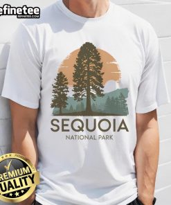 Retro Sequoia National Park T-shirt featuring a vintage tree design, perfect for vacation lovers and nature enthusiasts.