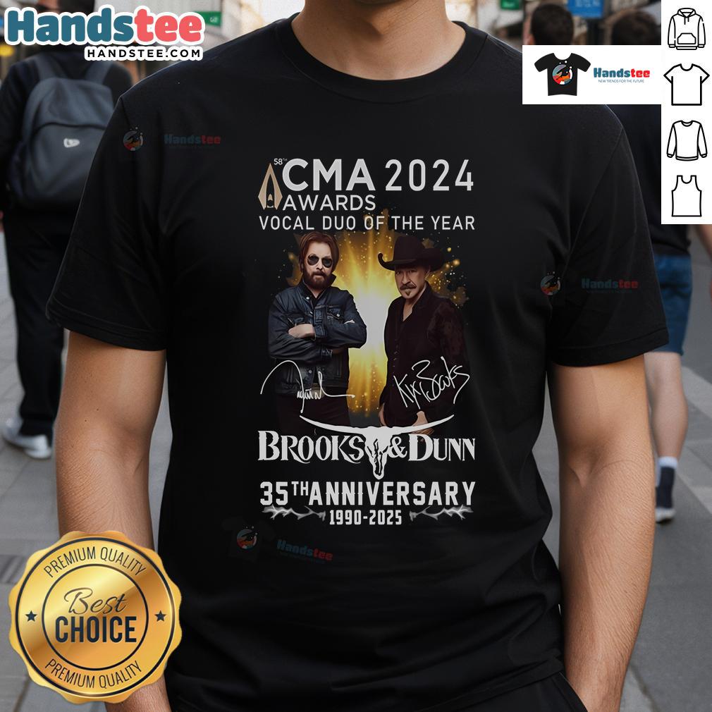 Official CMA 2024 Awards Vocal Dou Of The Year Brooks Dunn 35th Anniversary 1990-2025 T-Shirt Official CMA 2024 Awards Vocal Duo of the Year Brooks & Dunn 35th Anniversary T-Shirt featuring vibrant design.