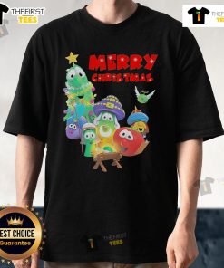 Official Veggietales Merry Christmas Xmas 2024 Characters T-Shirt featuring beloved animated veggies celebrating the holiday.