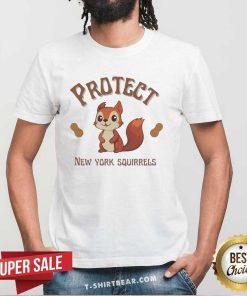 Top Peanut The Squirrel Protector New York Squirrel T-Shirt