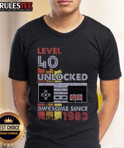 Awesome Level 40 Unlocked Gamer T-Shirt design for 40th birthday, celebrating gamers born in 1983 with fun graphics.
