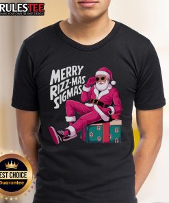 Awesome Merry Rizzmas Sigmas Santa Rizzler T-Shirt featuring festive design and playful holiday spirit.