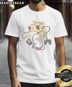Good Gaming Fish T-Shirt for Gamers - Fun and stylish tee featuring a playful fish design for gaming enthusiasts.