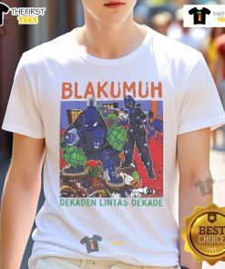 Nice Blakumuh Dekaden Lintas Dekade T-Shirt featuring a stylish design perfect for casual wear and fashion enthusiasts.