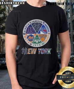 Nice Knicks X Mets X Yankees X Jets X Giants X Rangers circle t-shirt featuring iconic team logos for sports fans.
