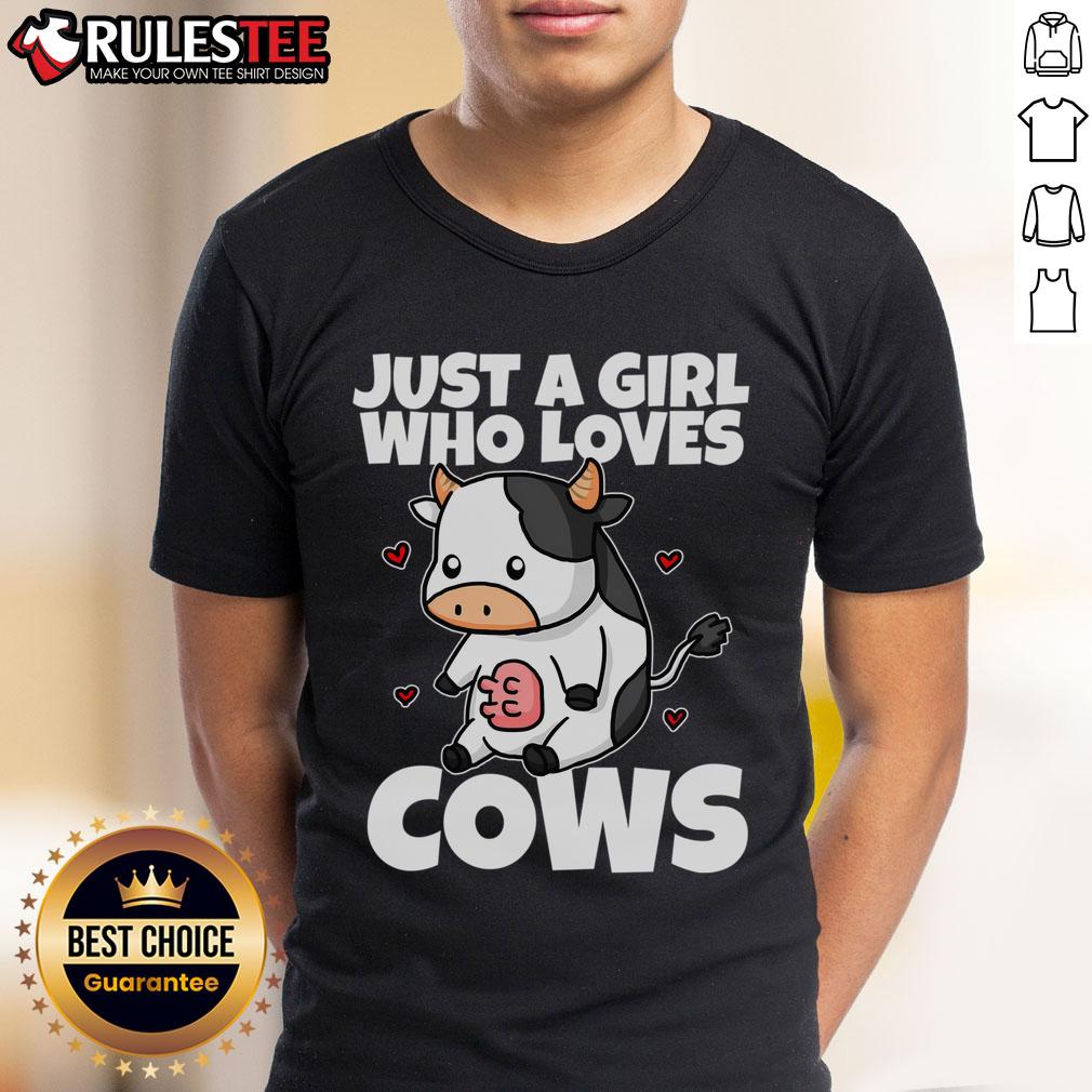 Funny Just A Girl Who Loves Cow Cute Cow Milk Farmer T Shirt Alt Text: Cute cow illustration on a t-shirt with the phrase Just a girl who loves cow for milk farmers and animal lovers.