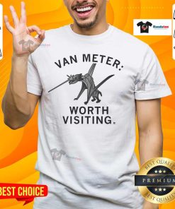 Good Van Meter Worth Visiting Heavyweight T-Shirt featuring a stylish design, perfect for casual wear and showcasing local pride.