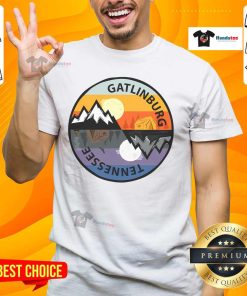 Nice Gatlinburg Tennessee retro vintage t-shirt featuring classic graphics and vibrant colors, perfect for casual wear.