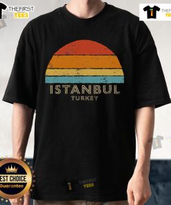 Retro sunset T-shirt featuring a scenic view of Istanbul, Turkey, perfect for travelers and sunset lovers.