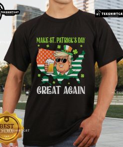 Alt Text: Saint Patrick's Day Leprechaun Trump Beer T-Shirt featuring 'Make Saint Patrick's Day Great Again' slogan.