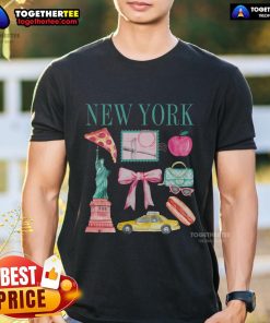 Premium New York Trip T-Shirt featuring iconic NYC skyline design, perfect for travel enthusiasts and souvenirs.
