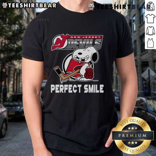 Pretty NHL New Jersey Devils Snoopy shirt featuring a perfect smile, inspired by The Peanuts Movie, perfect for hockey fans.
