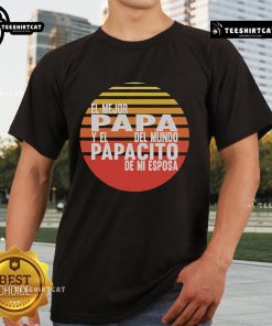 Top El Mejor Papa Dia Del Padre Para Latinos T-Shirt featuring vibrant design celebrating Father's Day for Latino dads.