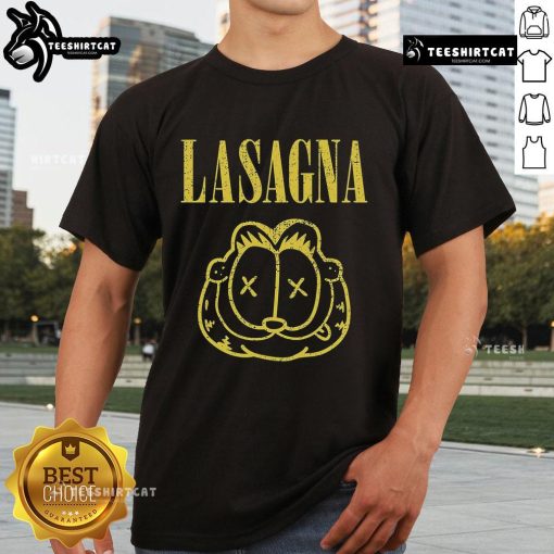 Top Garfield Smells Like Lasagna T-Shirt featuring a humorous graphic of Garfield with lasagna, perfect for cat lovers.