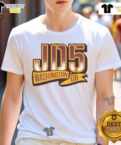 Alt Text: Top JD5 Washington DB T-Shirt featuring a stylish design, perfect for fans of Washington sports apparel.