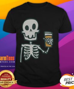 Funny skeleton holding a beer on a T-shirt, perfect for Halloween or casual gatherings. Great gift for skeleton lovers!