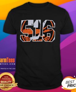 Alt Text: Good Islanders Long Island 516 T-Shirt featuring a stylish design, perfect for fans of Long Island culture and lifestyle.
