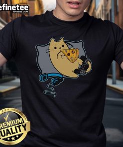 Nice nerdy pizza eating gamer cat t-shirt with a 'Game Paused' graphic, perfect for gaming enthusiasts and cat lovers.