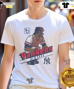 Official Topps Ash New York Yankees Pour Homme T-Shirt featuring team logo and stylish design for fans.