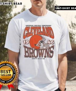 Top Cleveland Browns Classic Team Helmet T-Shirt featuring vintage helmet design, perfect for fans and collectors.