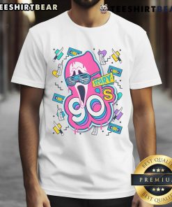 Top Scary 90s Ghost Face T-Shirt featuring iconic horror design, perfect for Halloween and retro style fans.