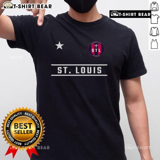 Top St Louis Missouri Fleur De Lis Badge T-Shirt featuring a stylish design celebrating St. Louis culture and heritage.