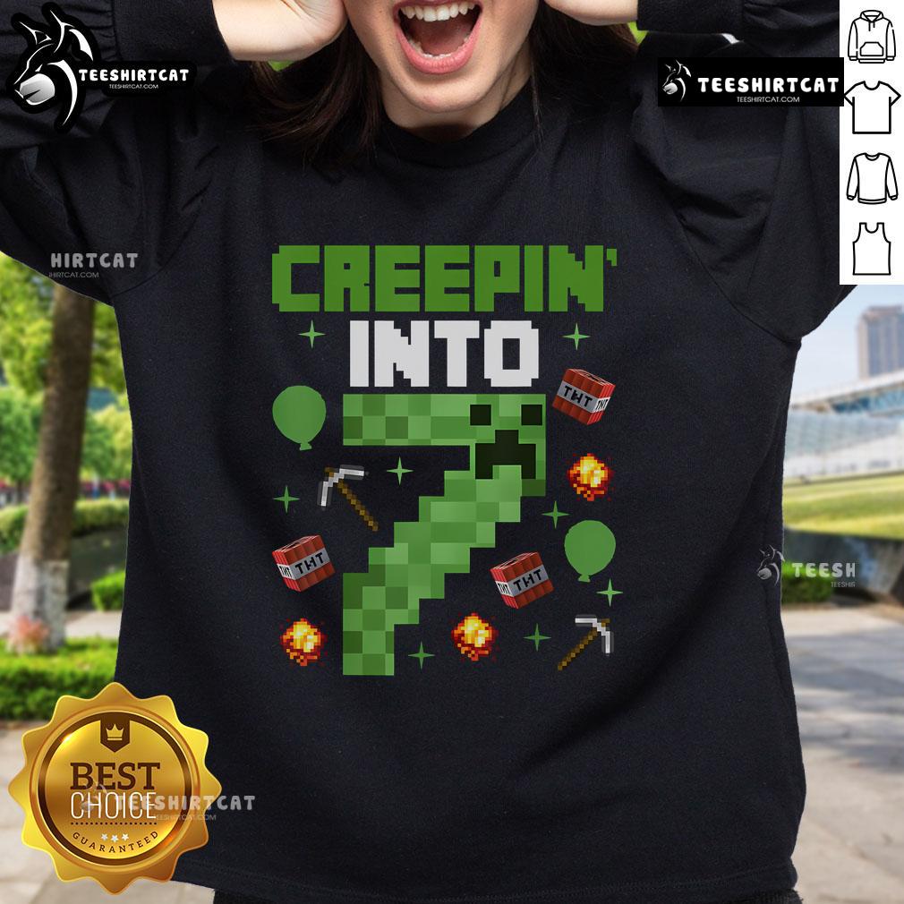 Nice 7Th Birthday Gamer Pixel Creepin' Into 7 Video Game Party Sweatshirt Alt Text: Cute gamer sweatshirt for a 7th birthday party featuring pixel art design and 'Creepin Into 7' theme.