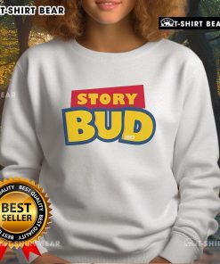 Cozy Nice Story Bud sweatshirt in soft fabric, perfect for casual wear and showcasing a trendy, relaxed style.