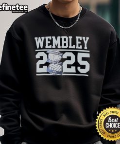 Official Junior Wembley 25 Sweatshirt in navy blue, featuring a stylish design perfect for young sports fans.