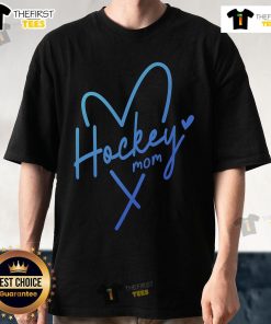 Pretty Hockey Mom Heart T-Shirt featuring a stylish heart design, perfect for proud hockey moms supporting their kids.