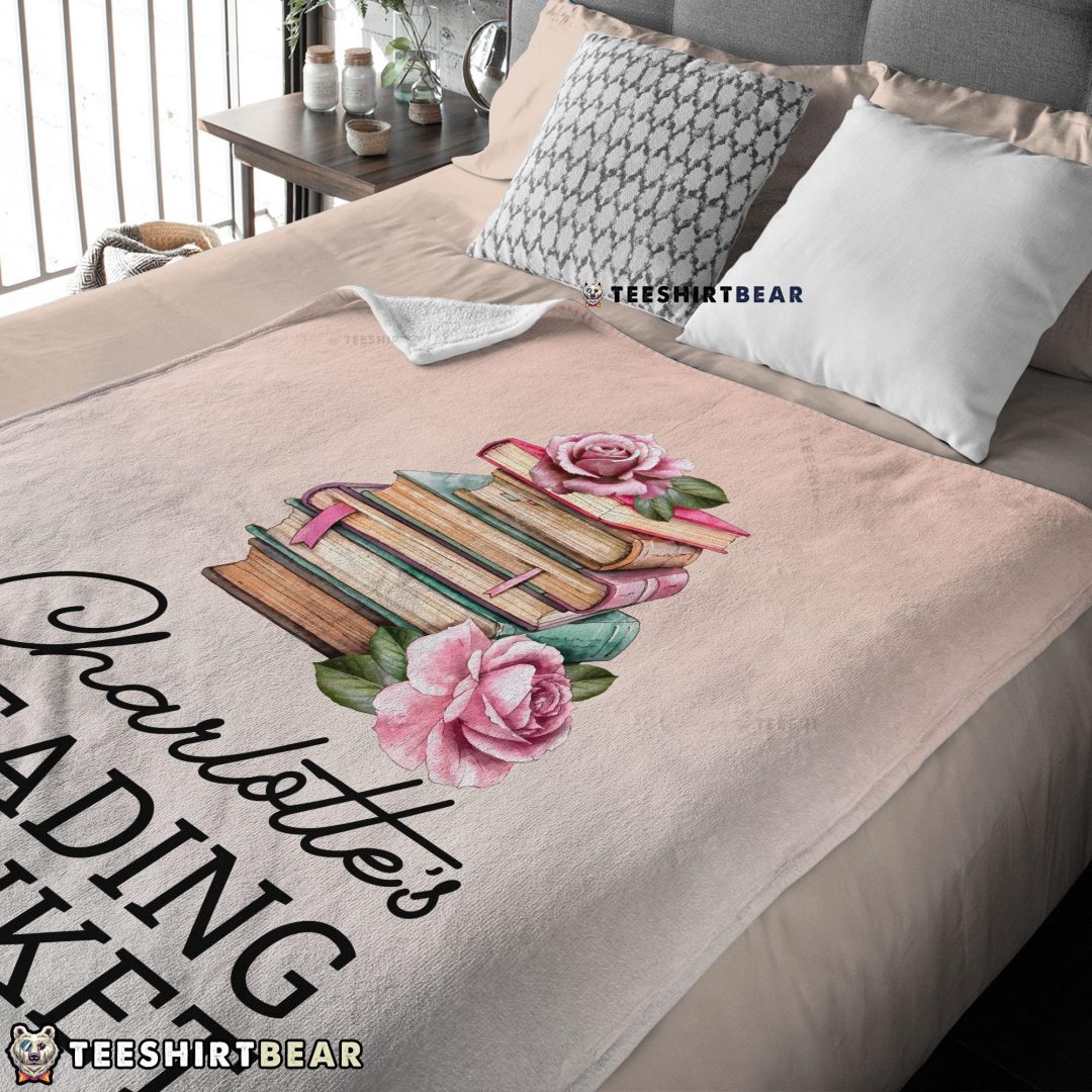 Pretty Vintage Book Reading Blanket Fleece Customized Blanket Pretty Vintage Book Reading Blanket Fleece Customized Blanket
