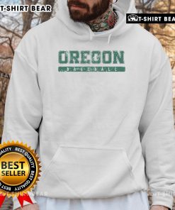 Top Oregon Baseball green vintage hoodie showcasing a retro design perfect for fans and casual wear.