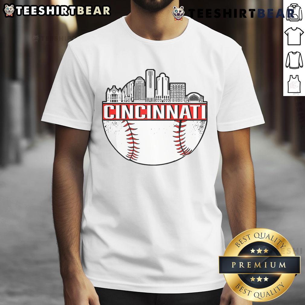 Top Vintage Cincinnati Ohio Skyline Apparel T Shirt Top Vintage Cincinnati Ohio Skyline Apparel T-Shirt featuring a retro design of the city's iconic skyline.