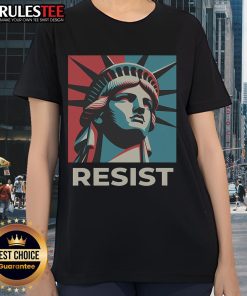 Awesome retro vintage Statue of Liberty ladies tee showcasing a stylish design for patriotic fashion lovers.