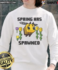 Awesome Spring Minecraft Bee Sweatshirt featuring vibrant bee graphics, perfect for gamers and nature lovers.