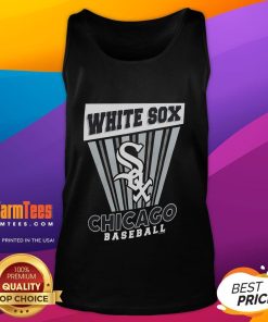 Chicago White Sox baseball starter tank top in black, featuring team logo and comfortable fit for fans and athletes.