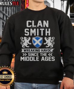 Nice Clan Smith Scottish family sweatshirt for Mother's Day and Father's Day, celebrating heritage in Scotland.