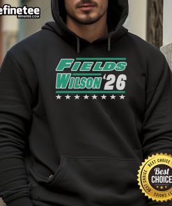 Garrett Wilson 2026 New York hoodie in a vibrant field, showcasing stylish sportswear for fans and athletes.