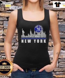 Premium Skyline City New York Yankees players name tank top showcasing stylish design and team pride.