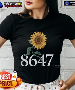 Floral ladies tee featuring a vibrant sunflower design, perfect for summer fashion and casual outfits.