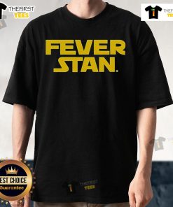 Top Fever Stan Star Wars T-Shirt featuring iconic characters in a vibrant design, perfect for fans and collectors.