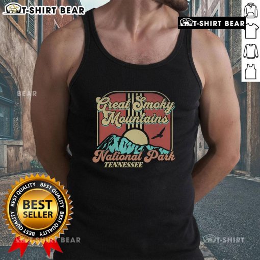 Retro tank top featuring the Great Smoky Mountains National Park design, perfect for outdoor enthusiasts in Tennessee.