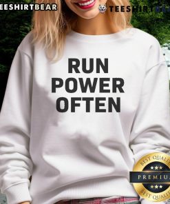 Cozy Top Run Power Often sweatshirt in black, perfect for workouts and casual wear, featuring a stylish design.