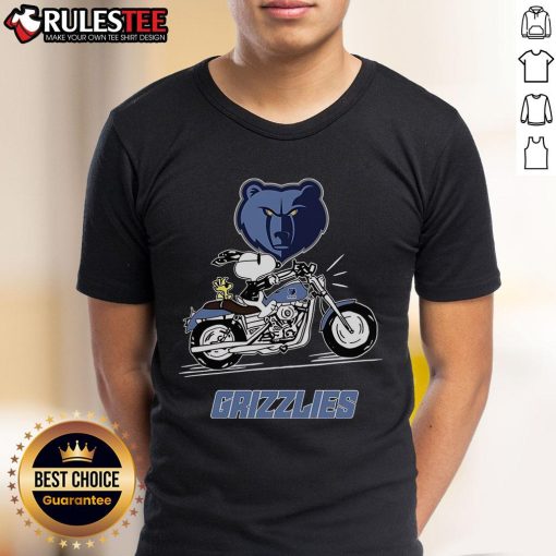 Alt Text: Awesome Snoopy and Woodstock driving a motorbike on Memphis Grizzlies T-shirt, perfect for fans and collectors.