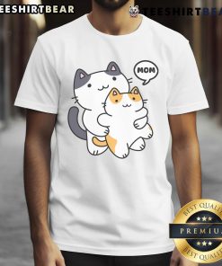 Cute Best Cat Mom Ever T-Shirt featuring a playful cat graphic, perfect for cat lovers and proud pet owners.