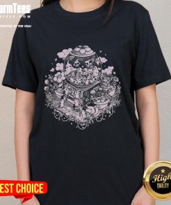 Alt Text: Cute Nintendo's Pikmin Pick Me Gacha Capsule Ladies Tee featuring colorful Pikmin characters and a stylish design.