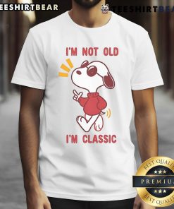 Cute Snoopy 'I'm Not Old I'm Classic' Beagle T-Shirt featuring a playful Snoopy design for dog lovers.