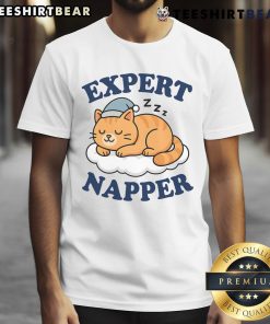 Funny cat expert napper t-shirt featuring a sarcastic kitty saying, perfect for cat lovers and humor enthusiasts.
