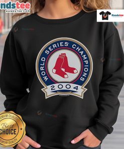 Good Mitchell & Ness Boston Red Sox 2004 World Champions sweatshirt featuring team logo and championship details.